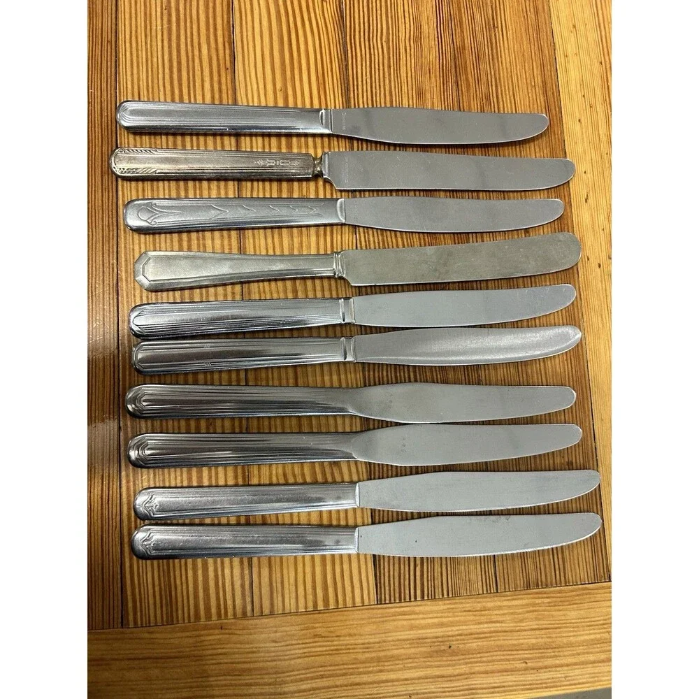 Lot of 10 Miscellaneous Stainless Steel Dinner Knives Mixed Flatware Replacement